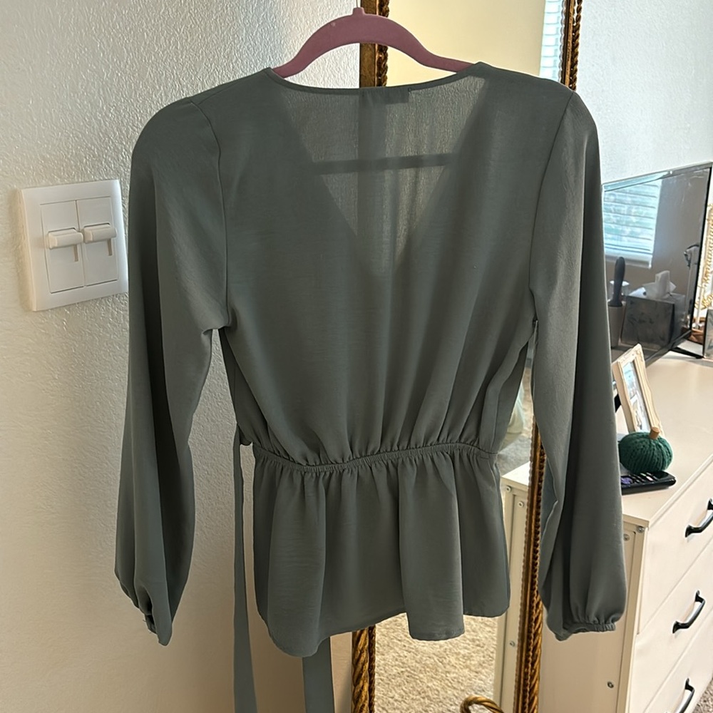 Petite Long-Sleeve Blouse - Picture 4 of 4